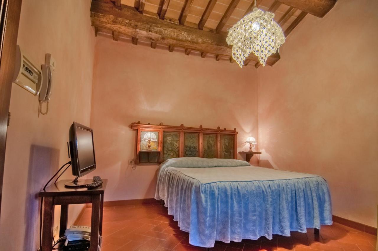 Agriturismo I Frati Paciano ภายนอก รูปภาพ